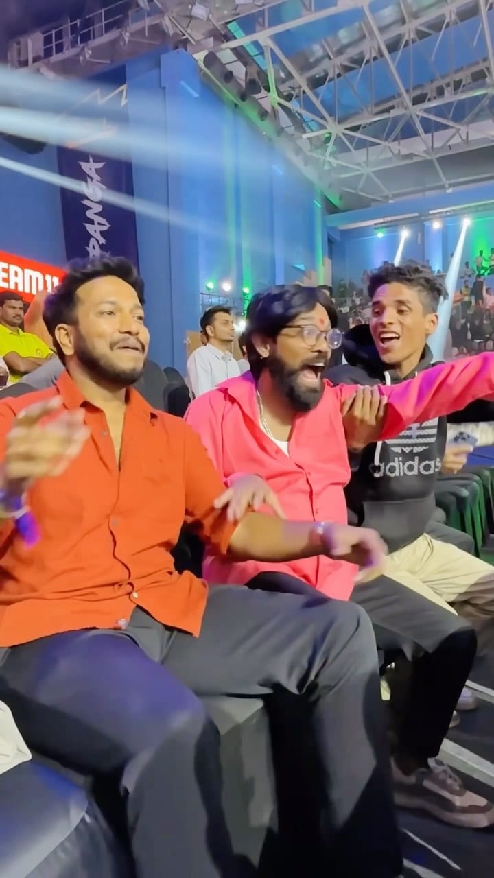 Post 8 by Sameer Kotkar on Instagram (video)