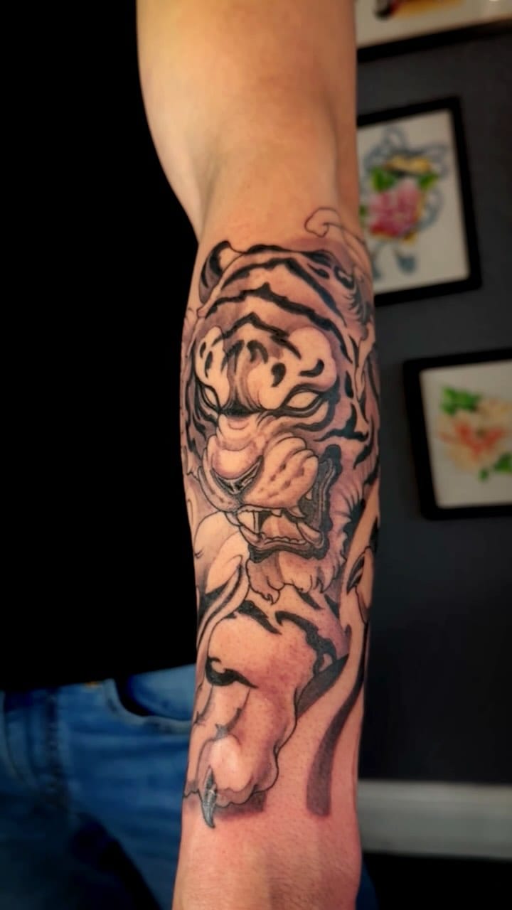 Post 8 by Metal Matt on Instagram (video)