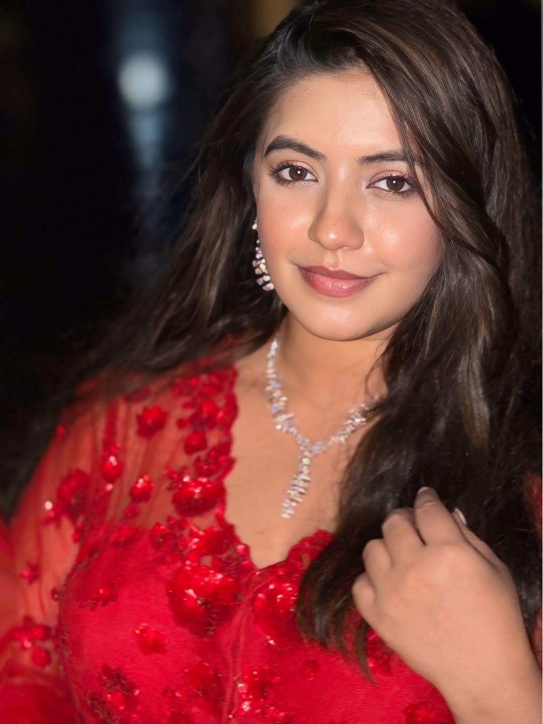 Post 4 by Meera Deosthaale on Instagram (carousel)