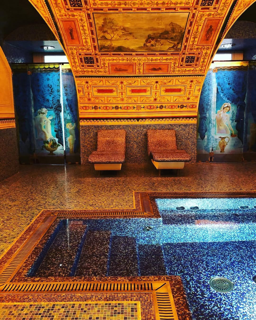 Post 7 by Espace Byblos on Instagram (image)