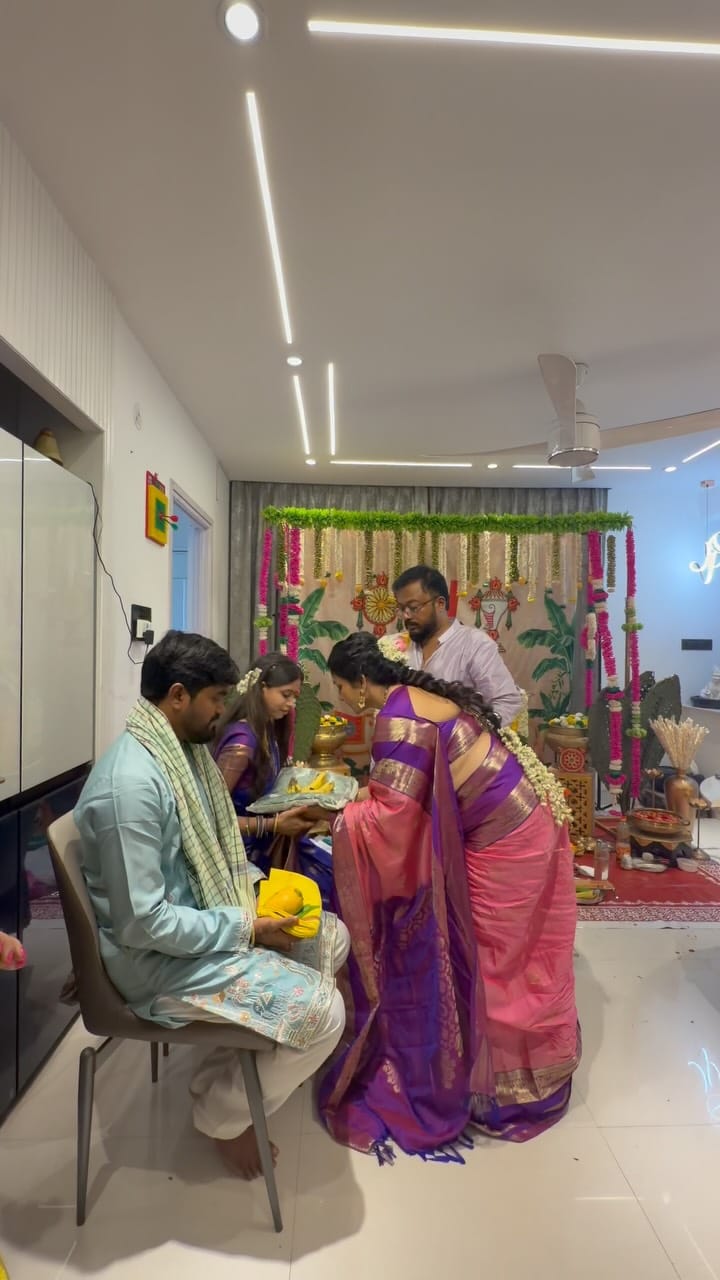 Post 5 by Naveena Yata on Instagram (video)