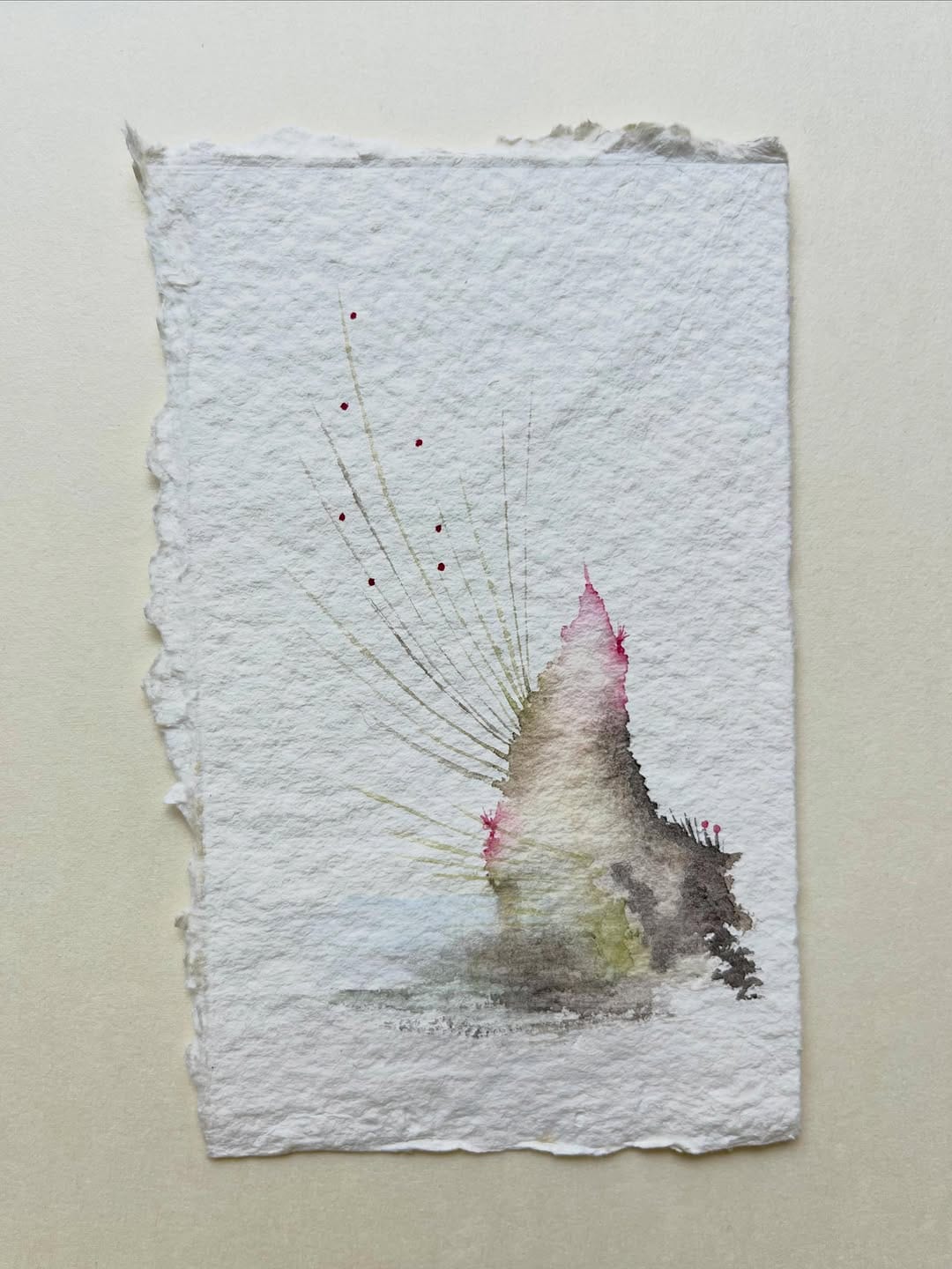 Post 2 by Yuri Shimojo 下條ユリ on Instagram (carousel)