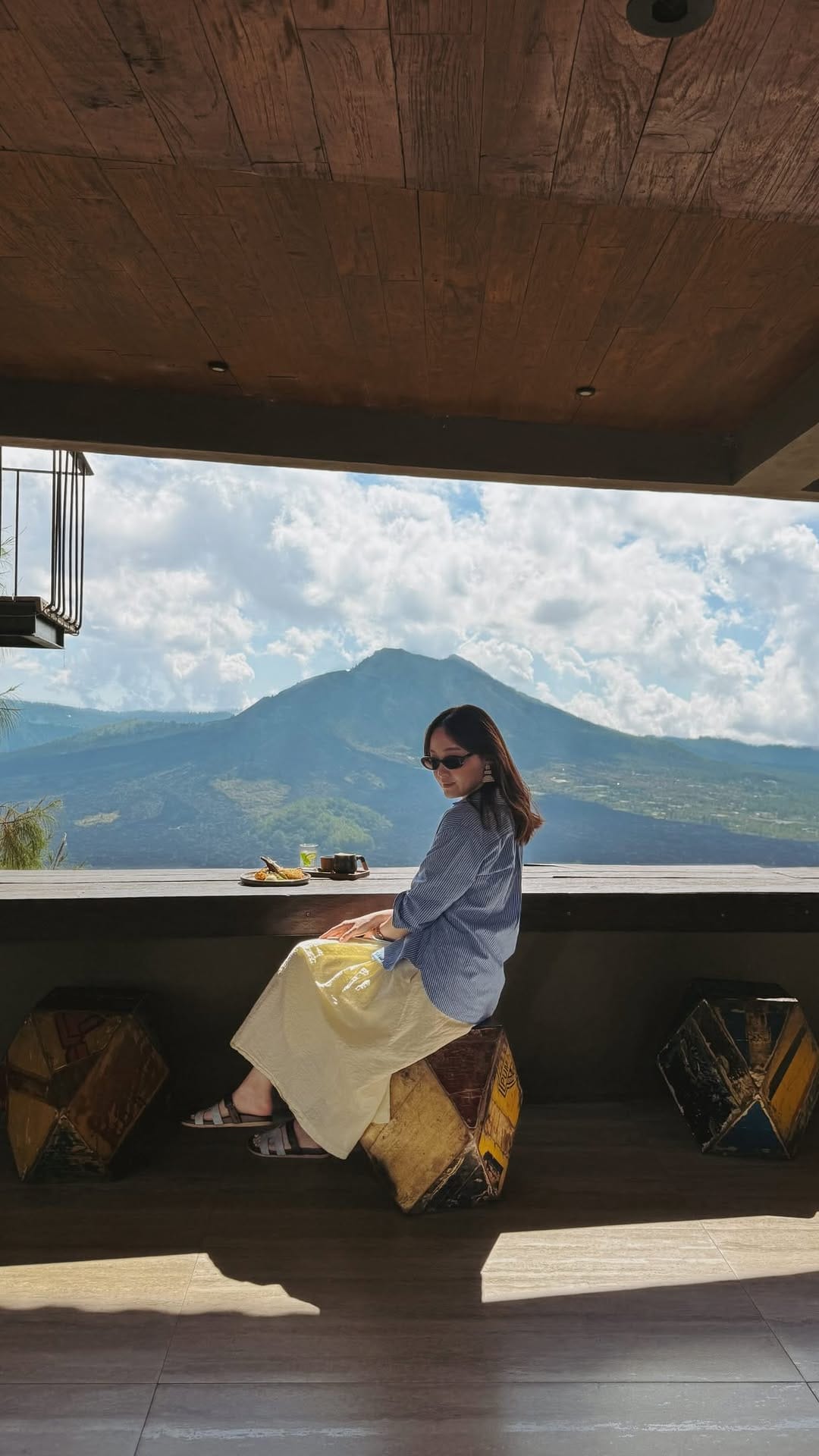 Post 3 by Feli | Travel Storyteller on Instagram (video)