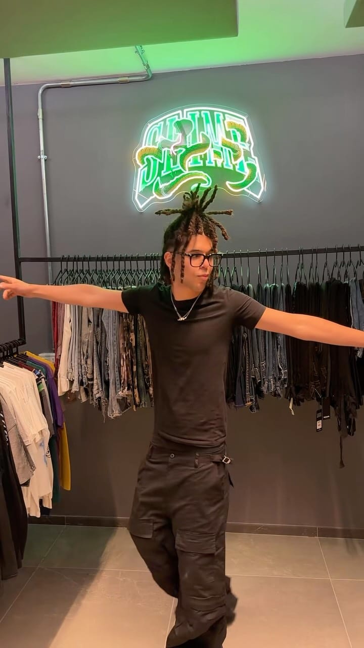 Post 2 by SLIME 🐍 on Instagram (video)