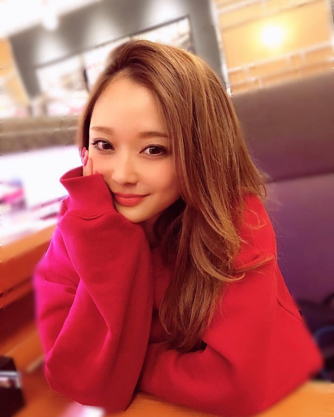 Post 9 by Rie Akiya  秋谷理恵 on Instagram (image)