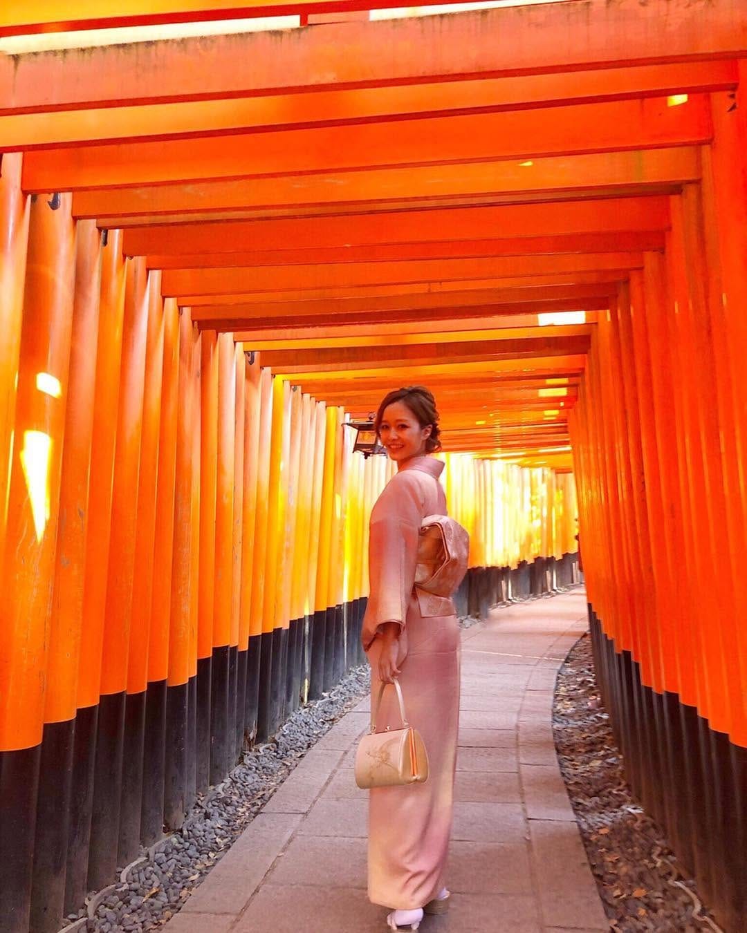 Post 6 by Rie Akiya  秋谷理恵 on Instagram (carousel)