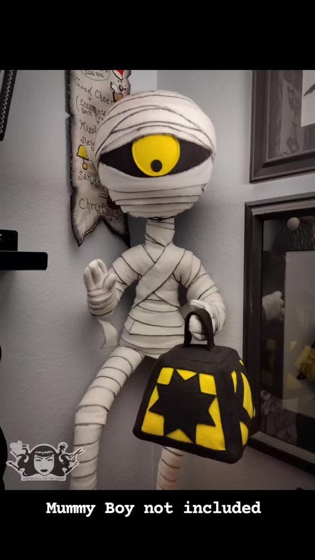 Post 6 by Tany "Seamstress Of The Dark" on Instagram (video)