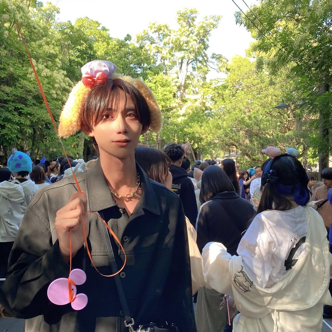 Post 6 by RYU on Instagram (carousel)