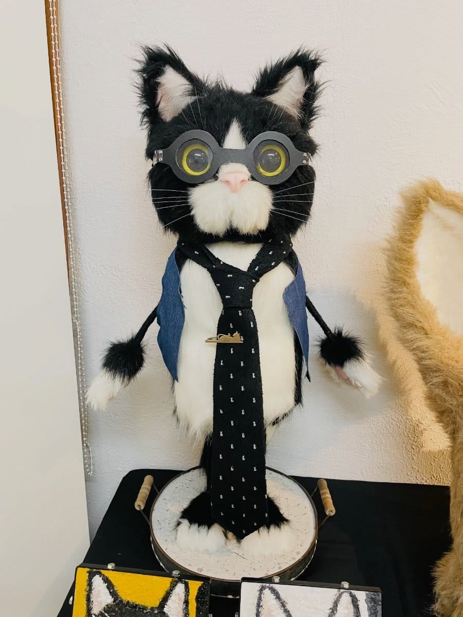 Post 2 by ネコかぶってますが｜猫作家 on Instagram (image)