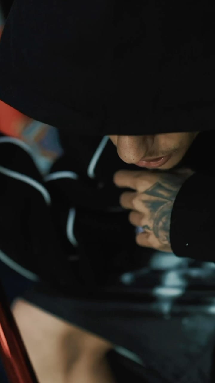Post 3 by Victor MuyColoooooo on Instagram (video)