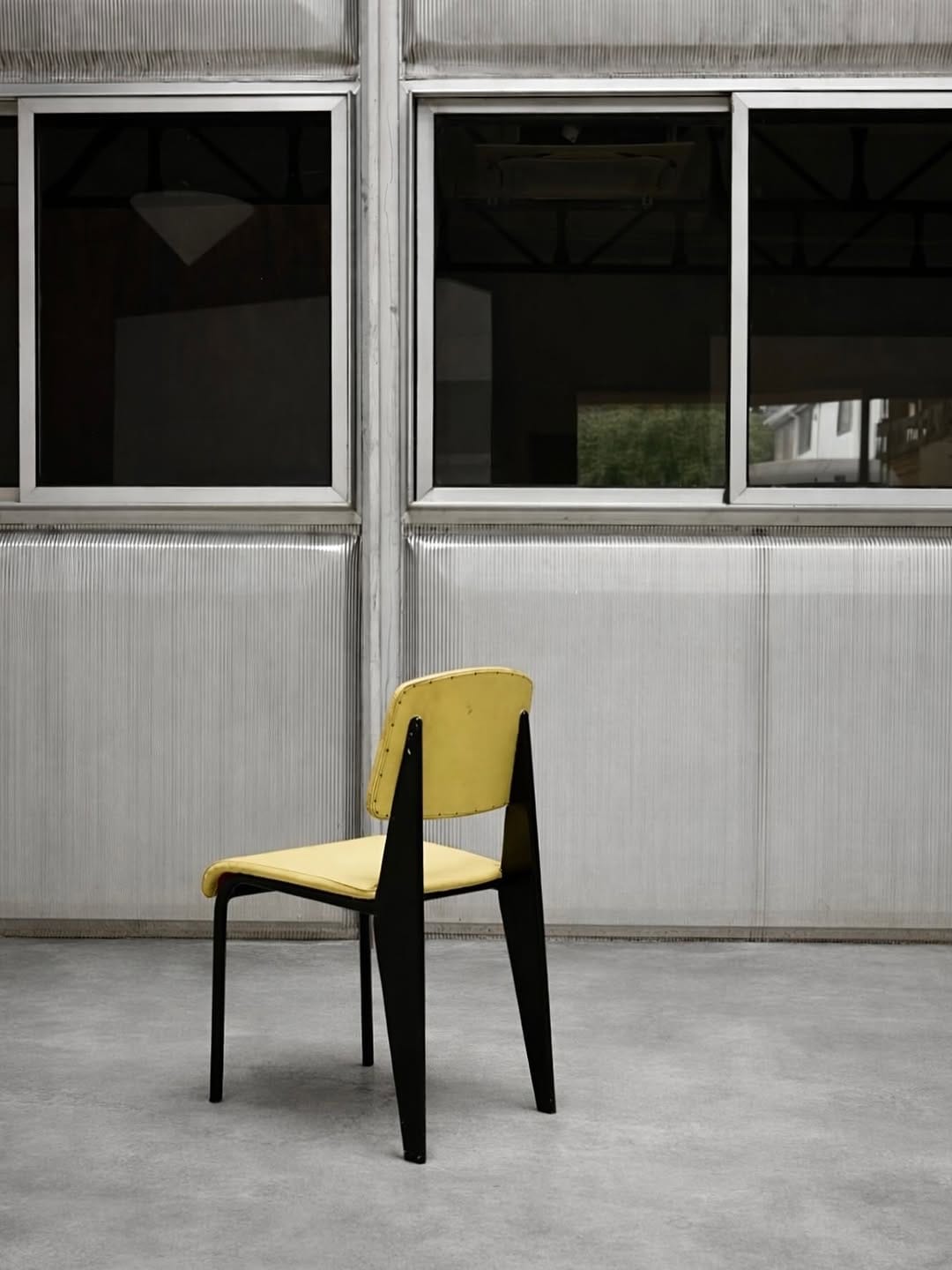 Post 8 by A T E L I E R - G A L L E R Y on Instagram (image)