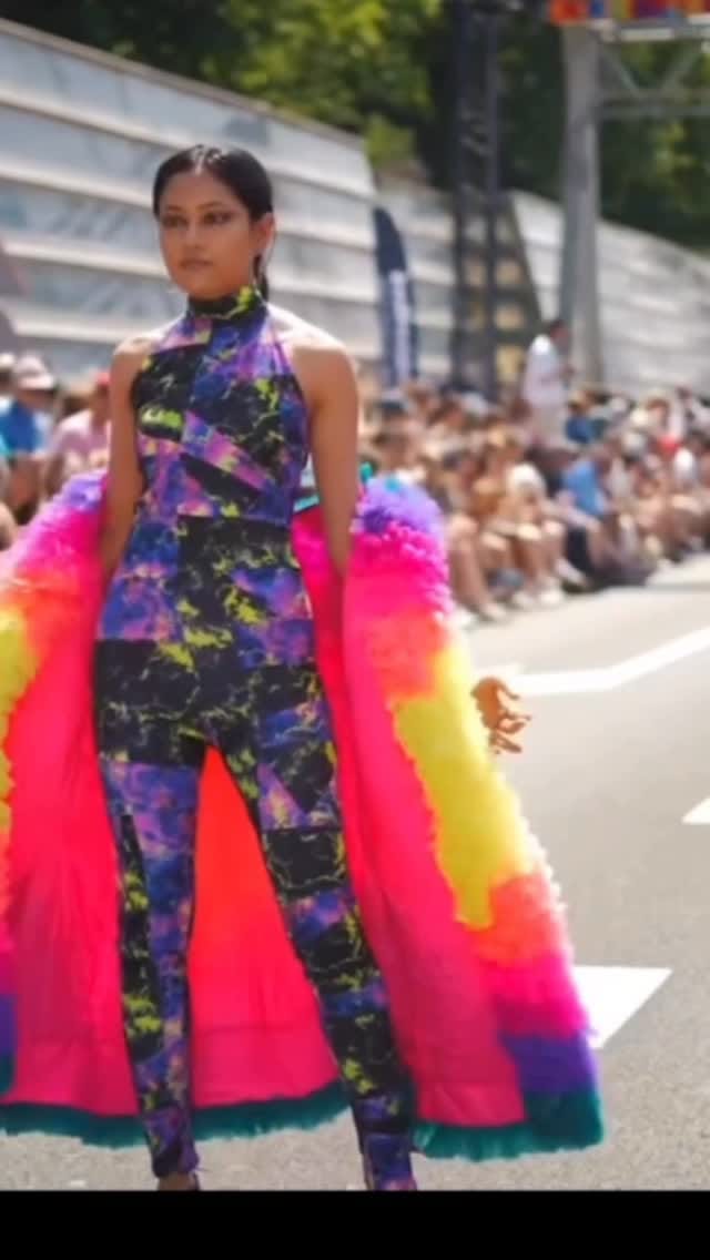 Post 8 by Sabine Staartjes on Instagram (video)