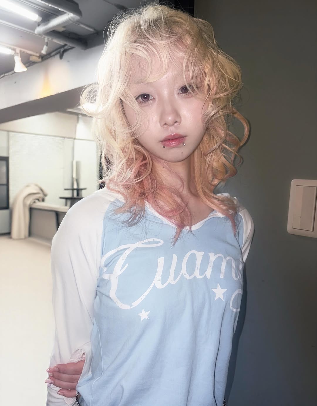 Post 7 by NANA na【メイク美容師】メイク動画/デザインカラー on Instagram (image)