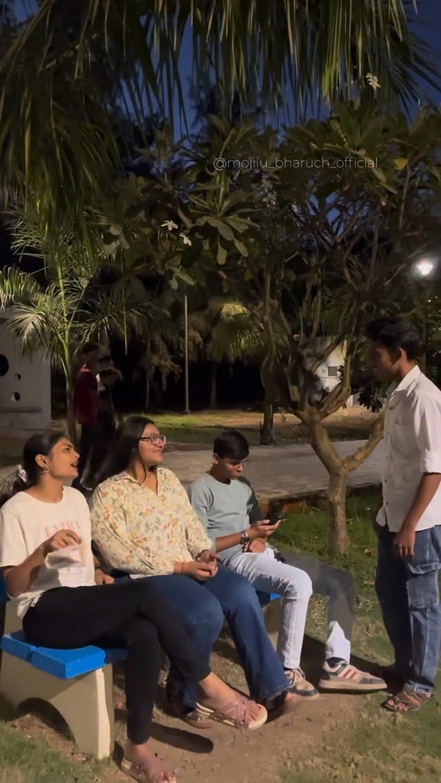 Post 5 by Taqdir IceDish Gola Bharuch on Instagram (video)