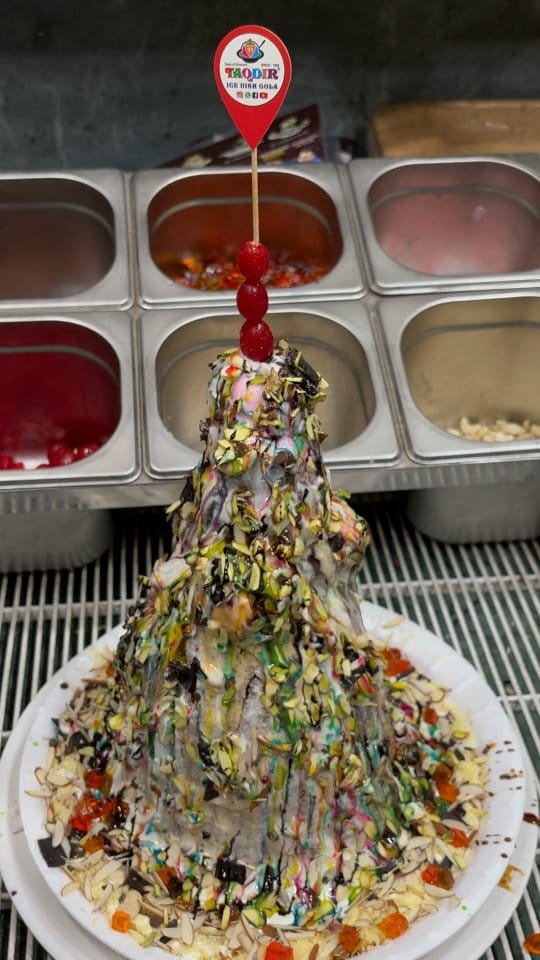 Post 3 by Taqdir IceDish Gola Bharuch on Instagram (video)