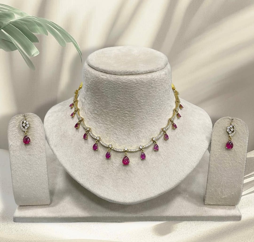 Post 5 by NagaiKadai SouthIndian Jewelry on Instagram (carousel)