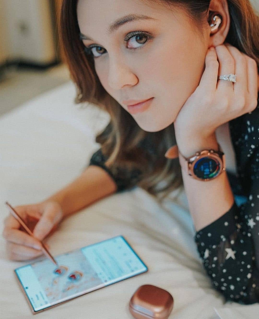 Post 1 by Mrs Nelydia Senrose on Instagram (image)