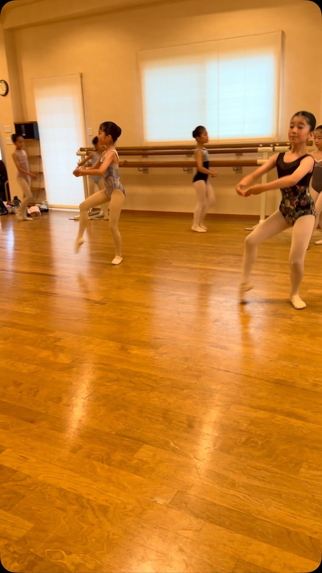 Post 1 by Mika Yamaguchi on Instagram (video)