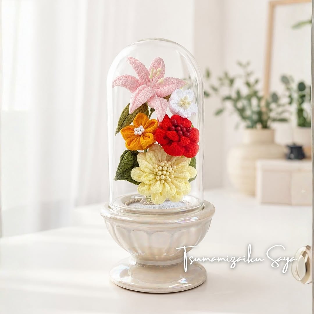 Post 8 by つまみ細工 紗彩  -髪飾り・和雑貨・資材販売- on Instagram (carousel)