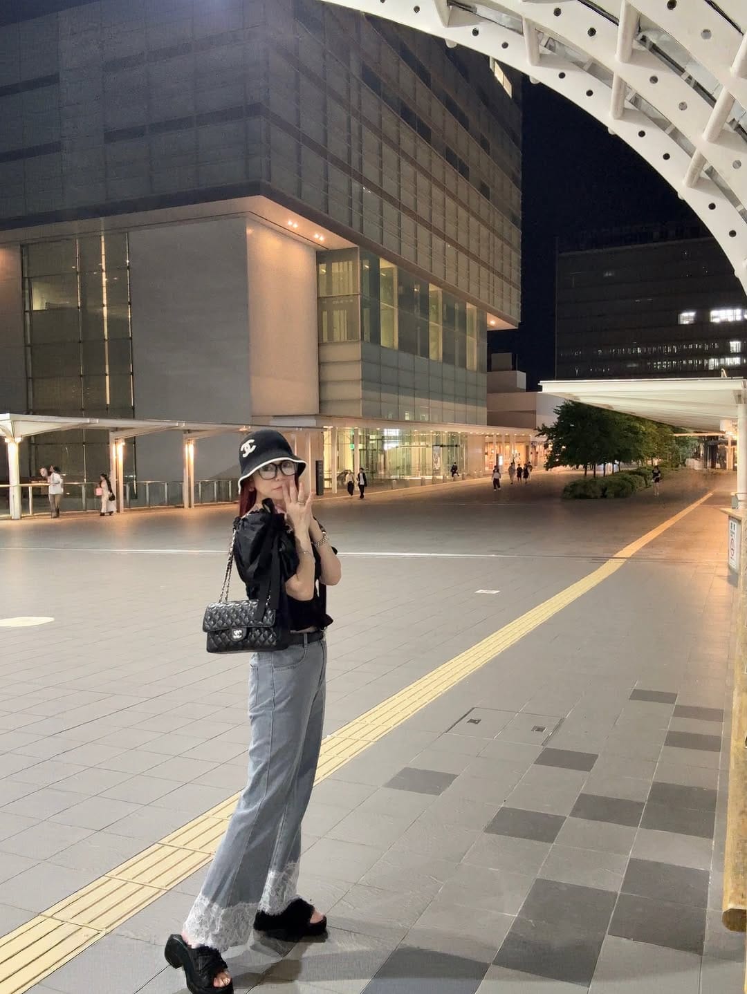 Post 6 by もものり🍑アイドル【ラき☆カも】💖も⃝の人💆‍♀️赤羽エステサロン経営施術 on Instagram (carousel)