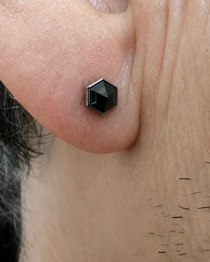 Post 4 by Tremun Piercing on Instagram (image)