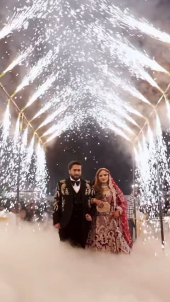 Post 8 by naaz video Arshad's photography on Instagram (video)