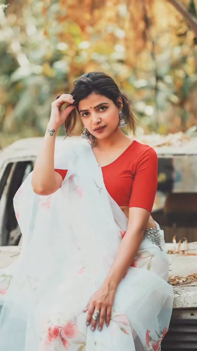 Post 2 by PixelPune fashion photography on Instagram (video)