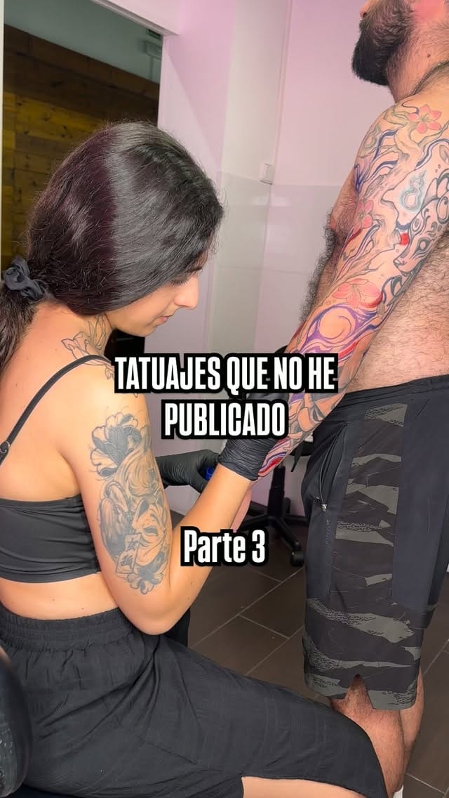 Post 1 by 𝗦𝗔𝗥𝗔 𝗜𝗡𝗞 サラ on Instagram (video)