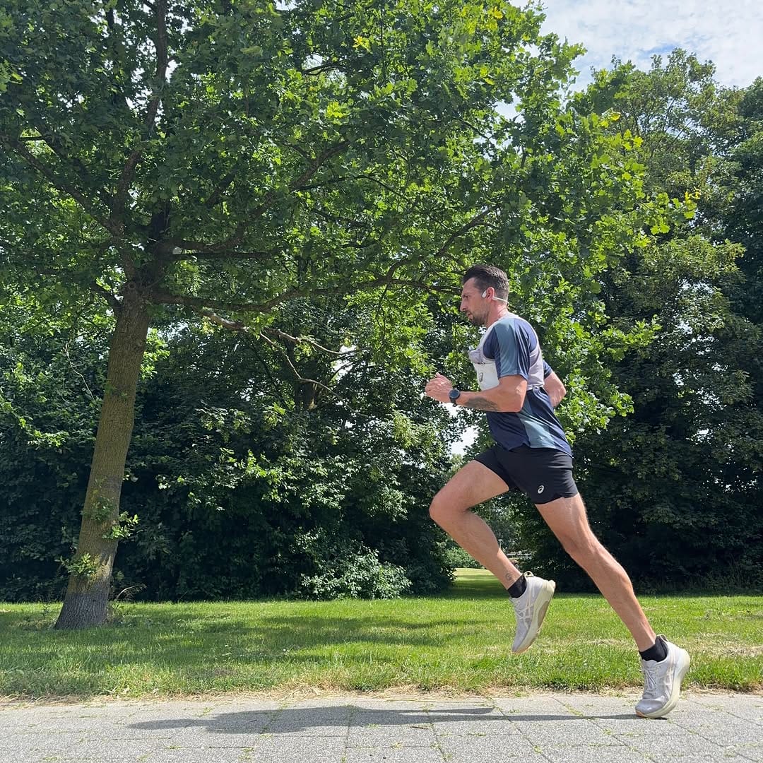 Post 1 by Jordi - ASICS FrontRunner 🇳🇱 on Instagram (carousel)
