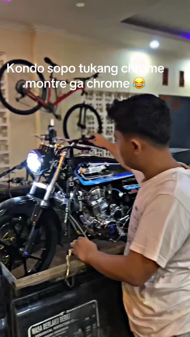 Post 6 by fadil setiawan on Instagram (video)