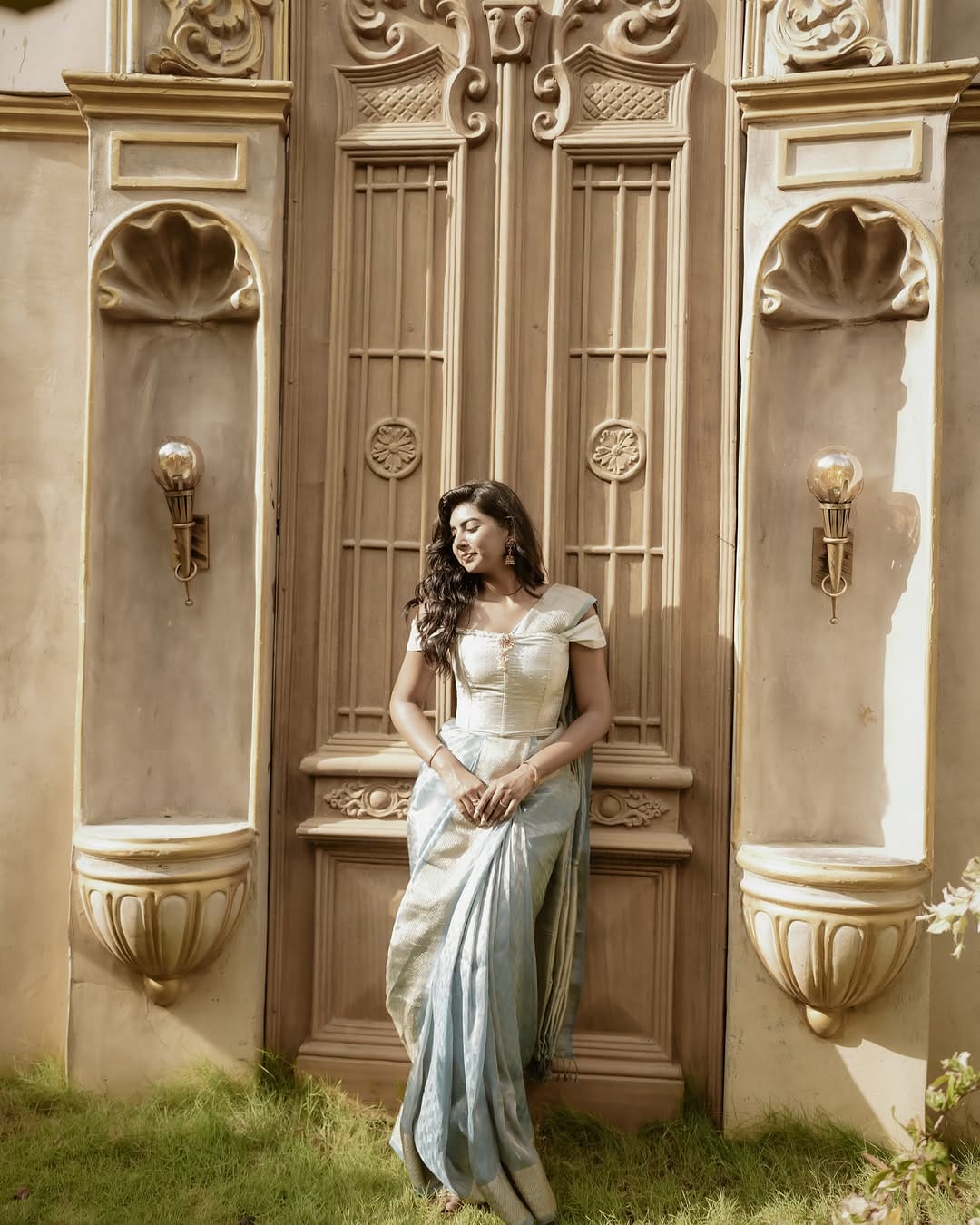 Post 4 by Elements on East Coast | Premium photoshoot venue on Instagram (carousel)