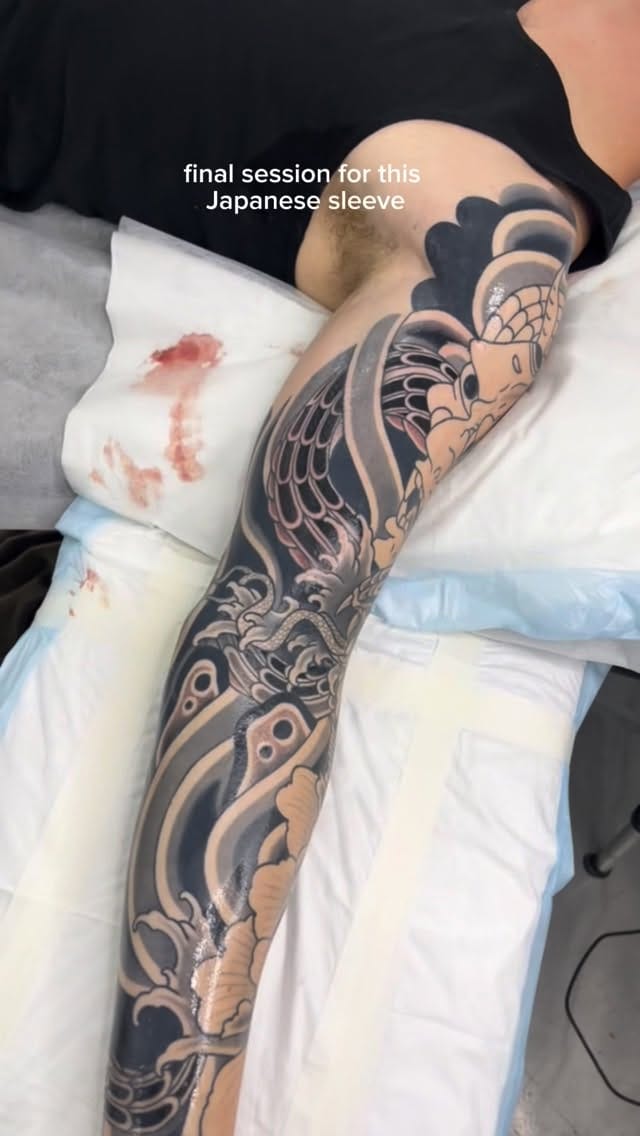 Post 8 by Tom Roder Tattoo on Instagram (video)
