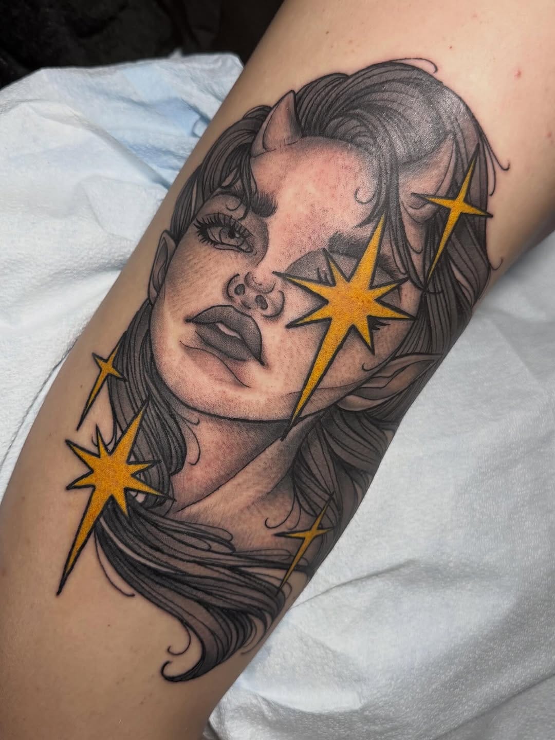 Post 4 by Elise “LiLi” Allen🤍 NeoTrad Orlando Tattoo Artist 🤍 on Instagram (image)