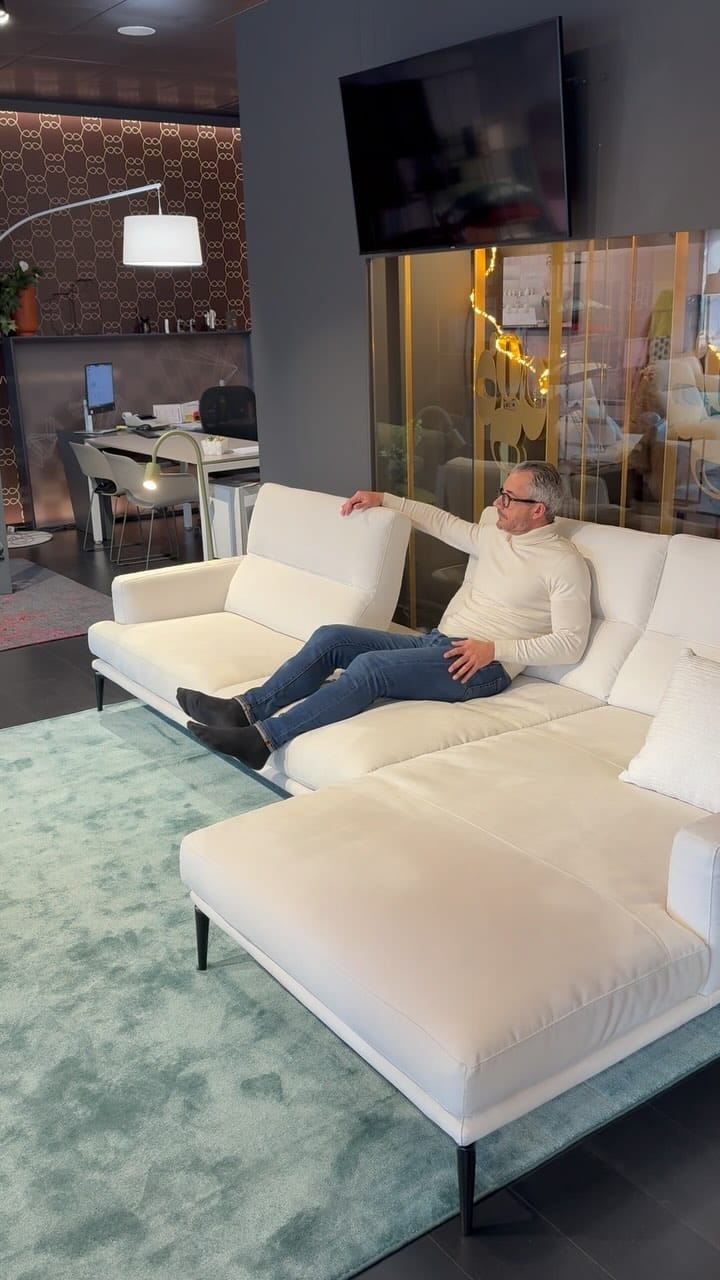 Post 10 by Egoitaliano Store Verona on Instagram (video)