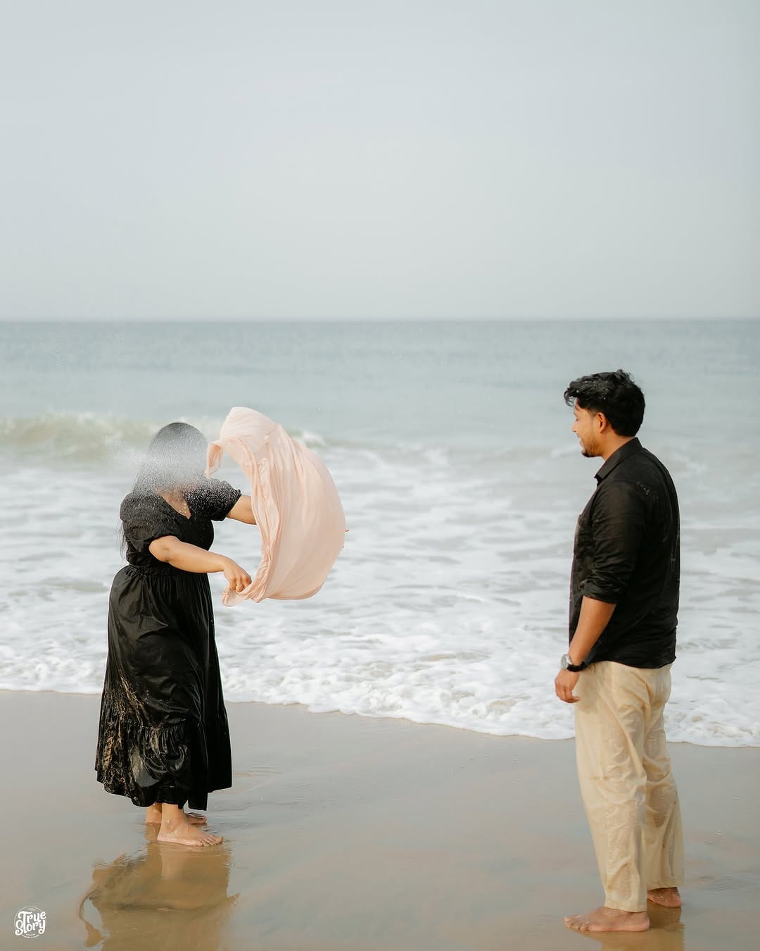 Post 7 by True Story Weddings ™️ on Instagram (carousel)