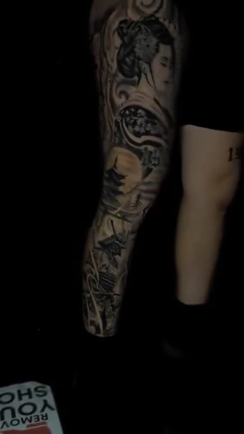 Post 10 by RAF 🔥🔥🔥 on Instagram (video)