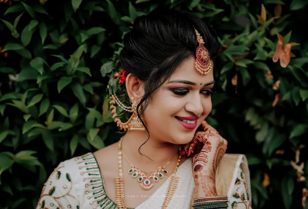 Post 9 by Sunday Wedding Films on Instagram (carousel)
