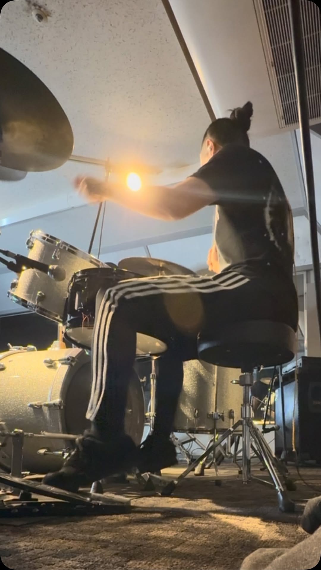 Post 1 by Amanda Imamura on Instagram (video)