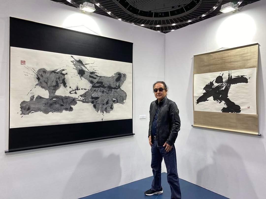 Post 7 by Rogen Ebihara  海老原露巌 on Instagram (carousel)