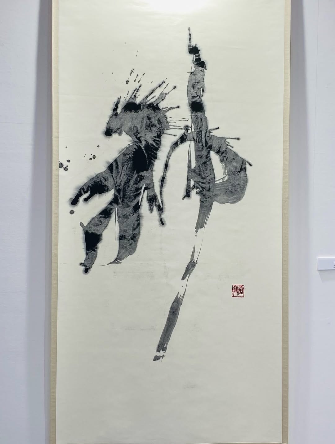 Post 9 by Rogen Ebihara  海老原露巌 on Instagram (carousel)