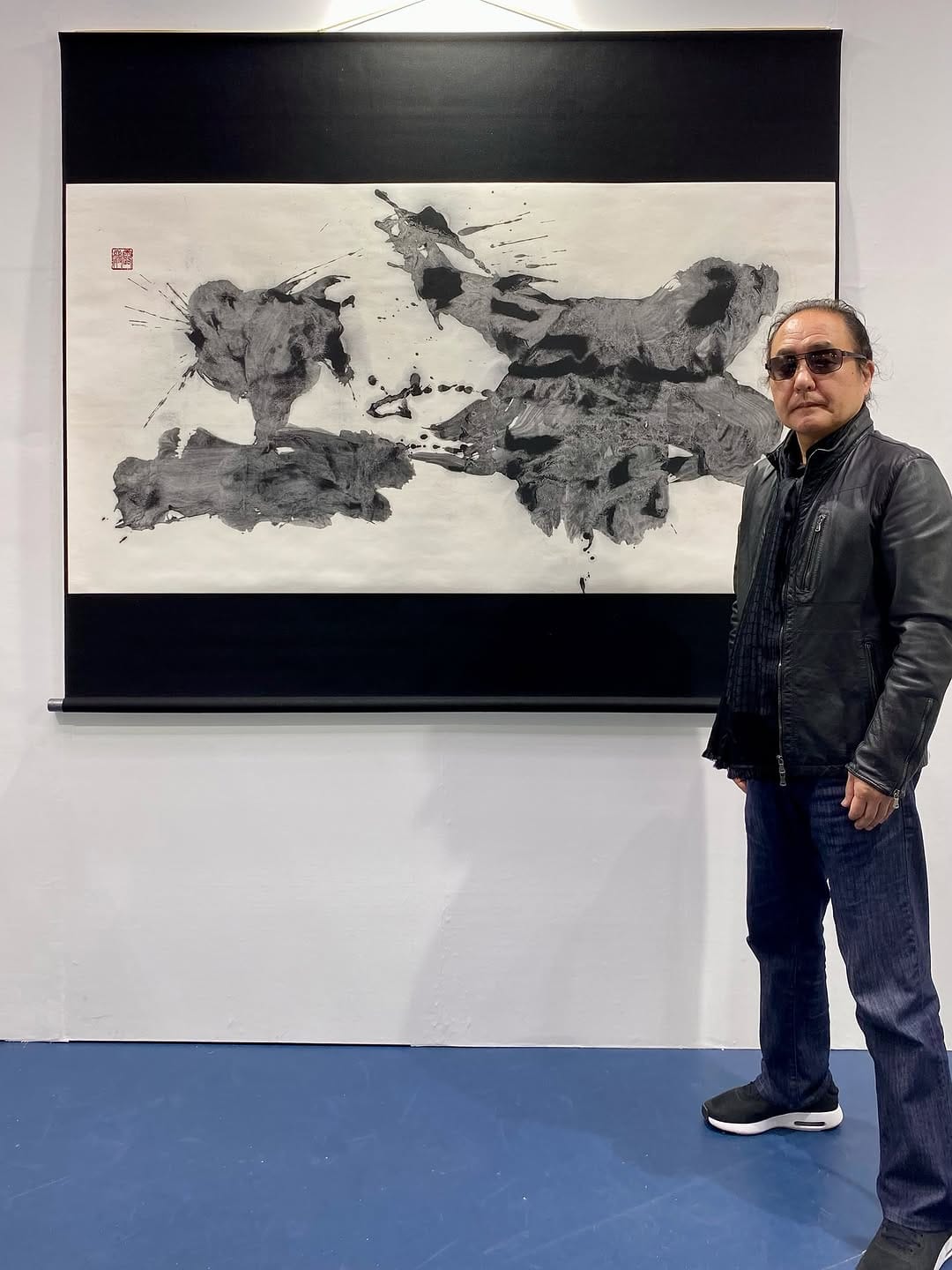 Post 10 by Rogen Ebihara  海老原露巌 on Instagram (carousel)
