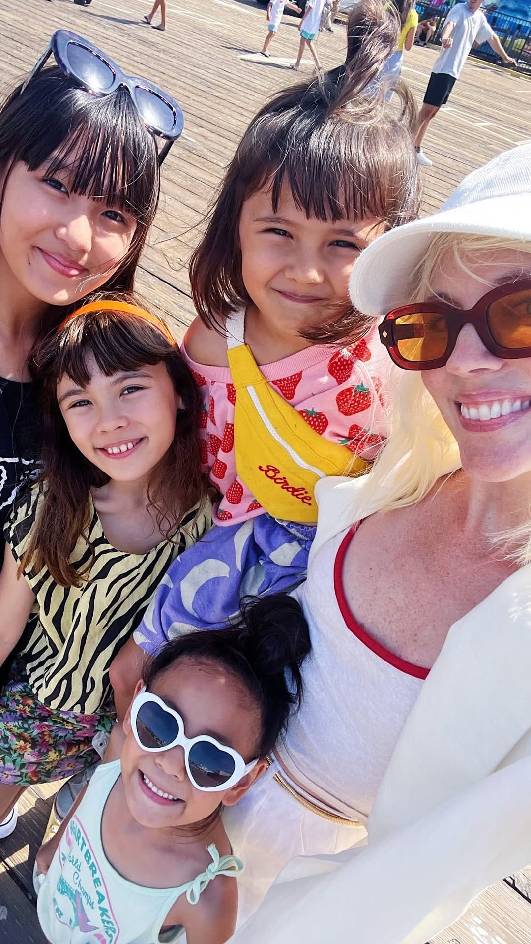 Post 9 by JENNY SHIMA 🍭👅 on Instagram (video)