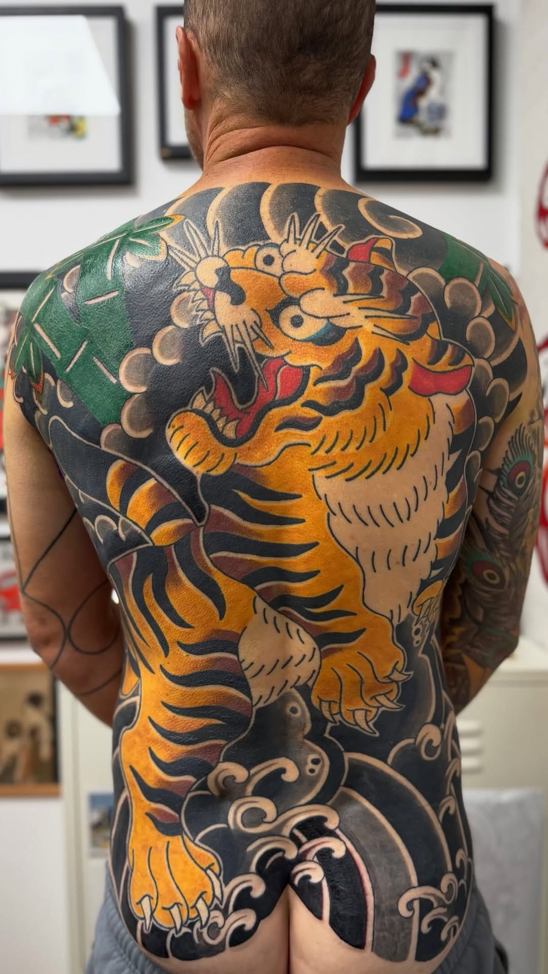 Post 5 by Horiyama Tattoo on Instagram (video)