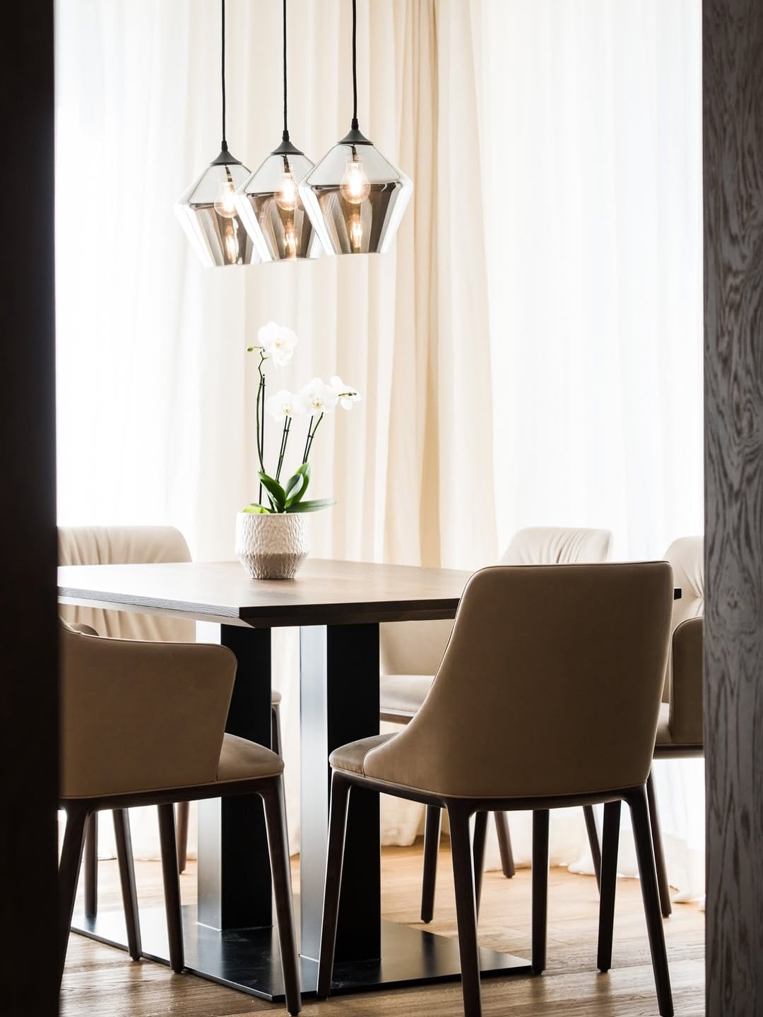 Post 5 by Heimtex Interiors Srl on Instagram (carousel)