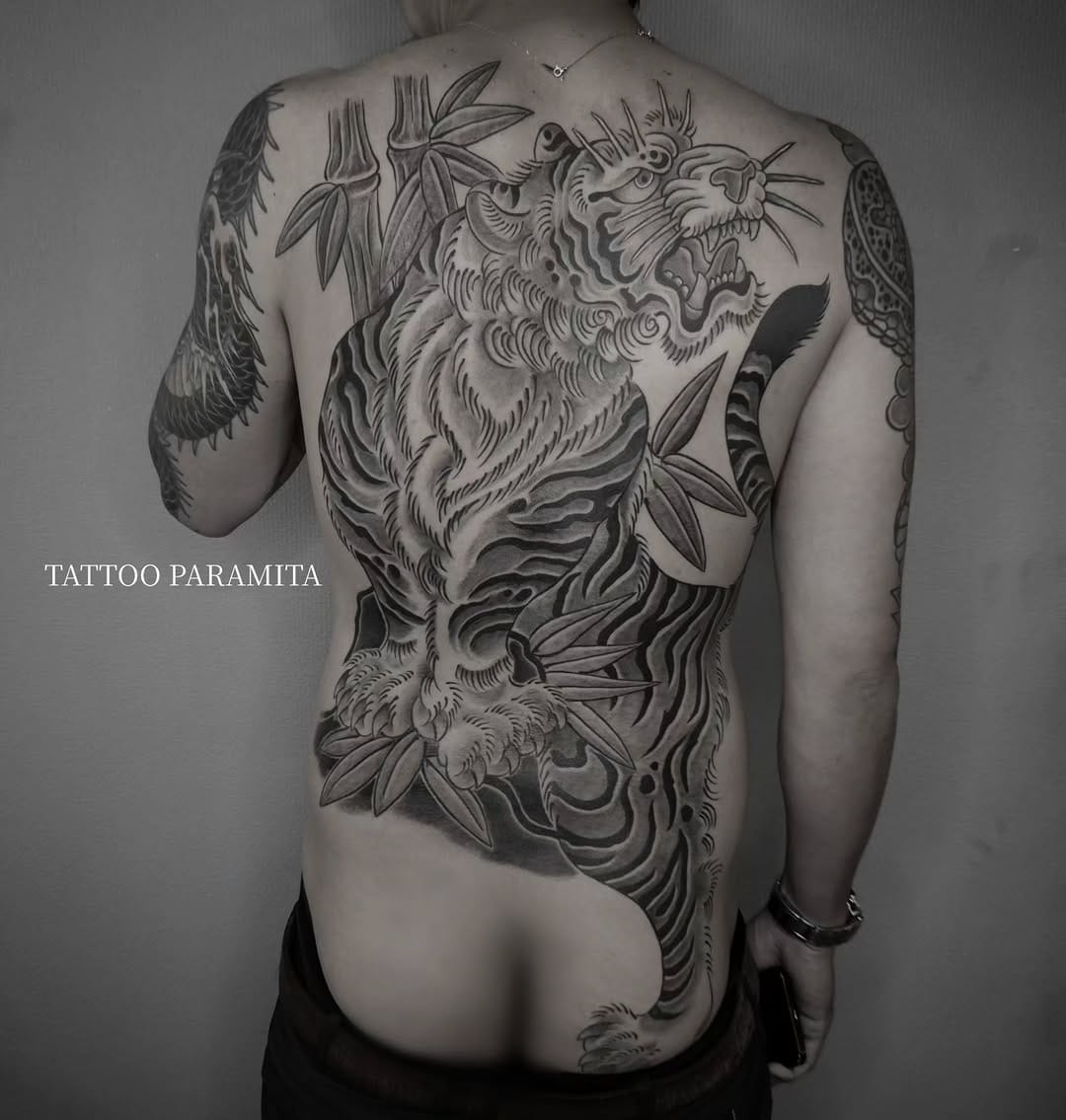 Post 3 by 🇯🇵 paramita art studio on Instagram (carousel)