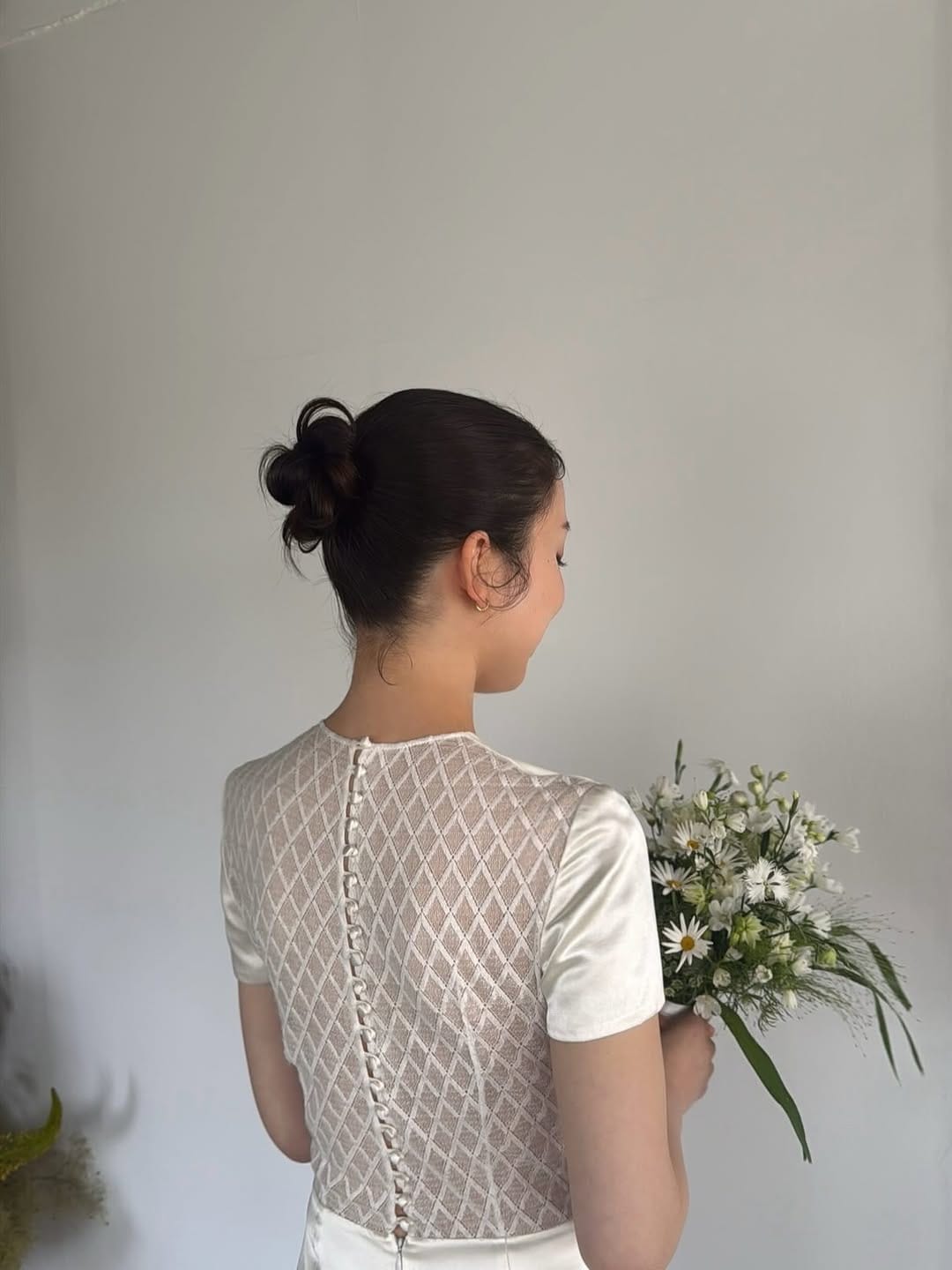 Post 4 by 水谷鈴 / ヘアメイク on Instagram (carousel)