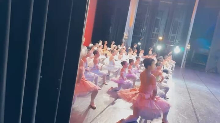 Post 8 by 佐々部 佳代 on Instagram (carousel)