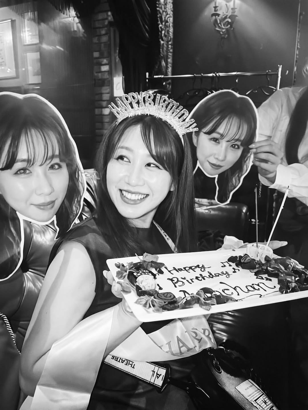 Post 5 by アノエリカ on Instagram (carousel)