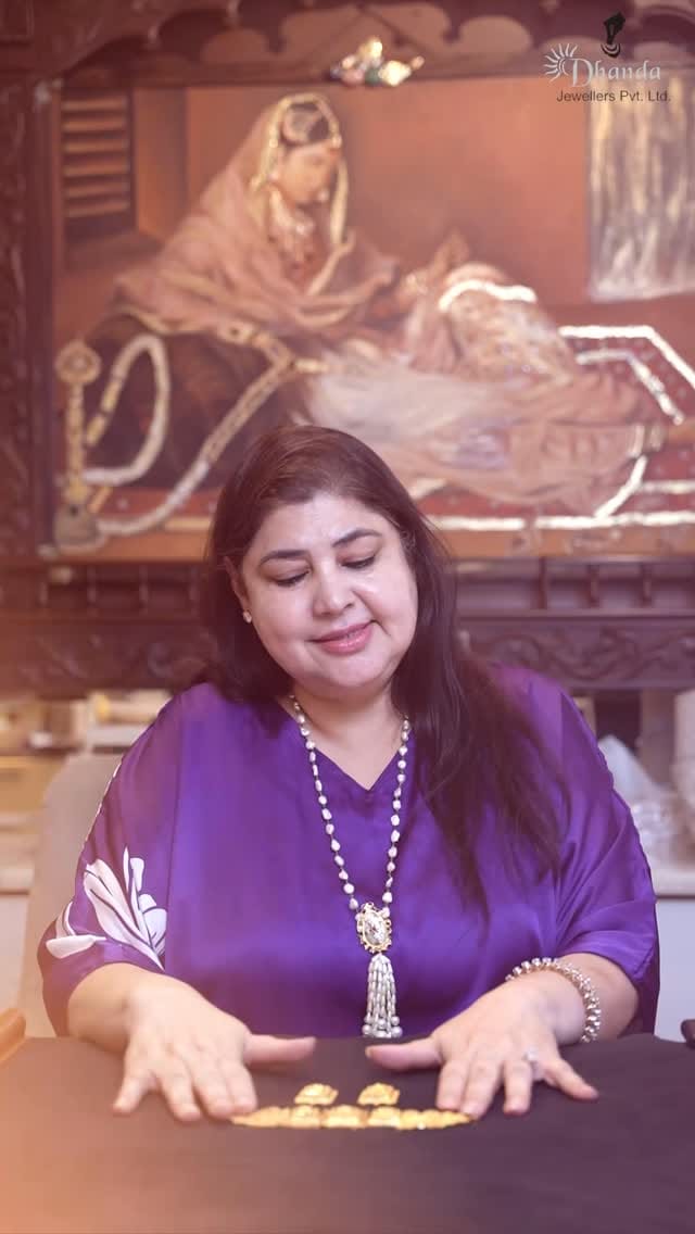 Post 10 by Dhanda Jewellers on Instagram (video)