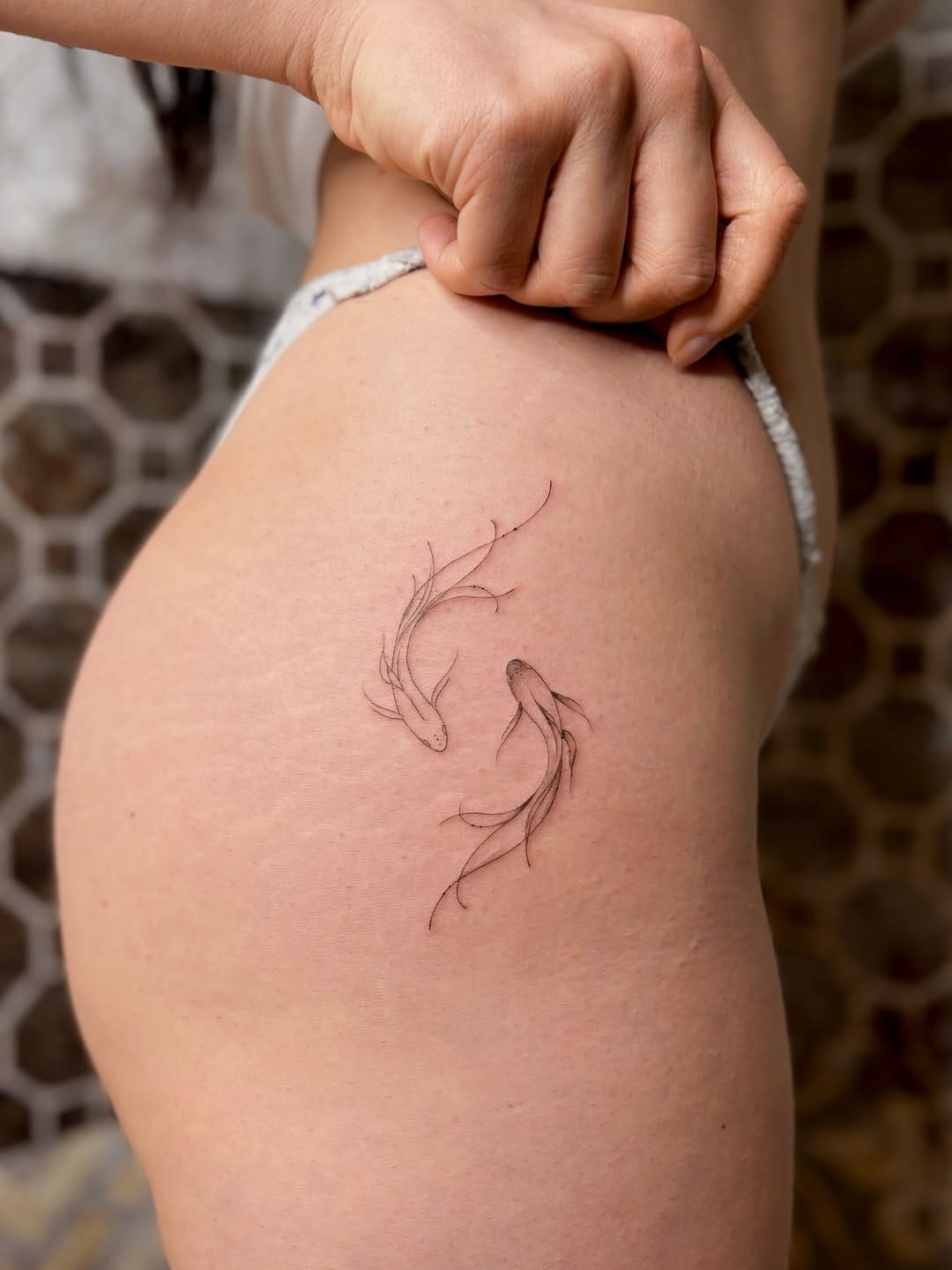 Post 8 by Violet Studio - Tatuaggi e Piercing on Instagram (carousel)